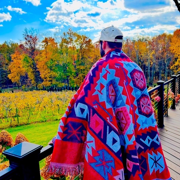 Colorful Geometric Pattern Blanket - Picture 1 of 4